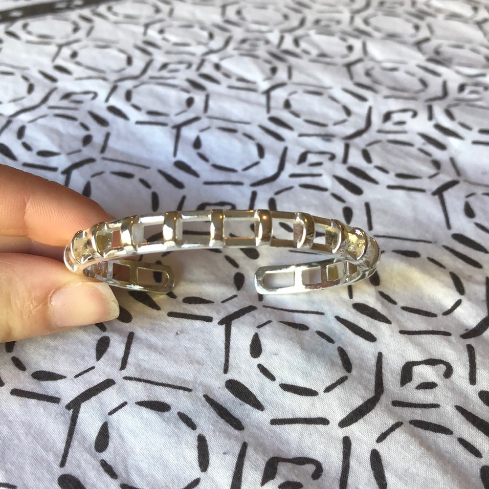 Stella & Dot Silver Cage Cuff